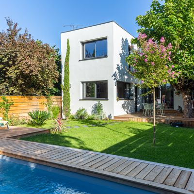 piscine jardin terrasse