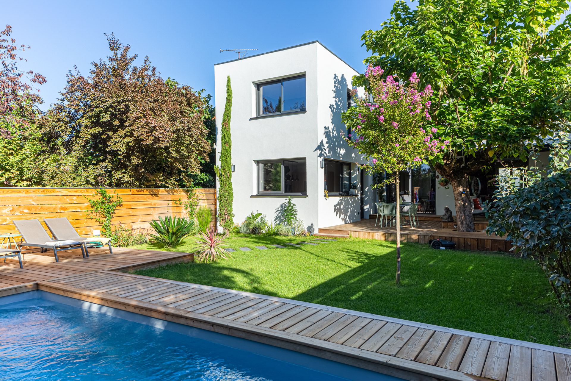 piscine jardin terrasse